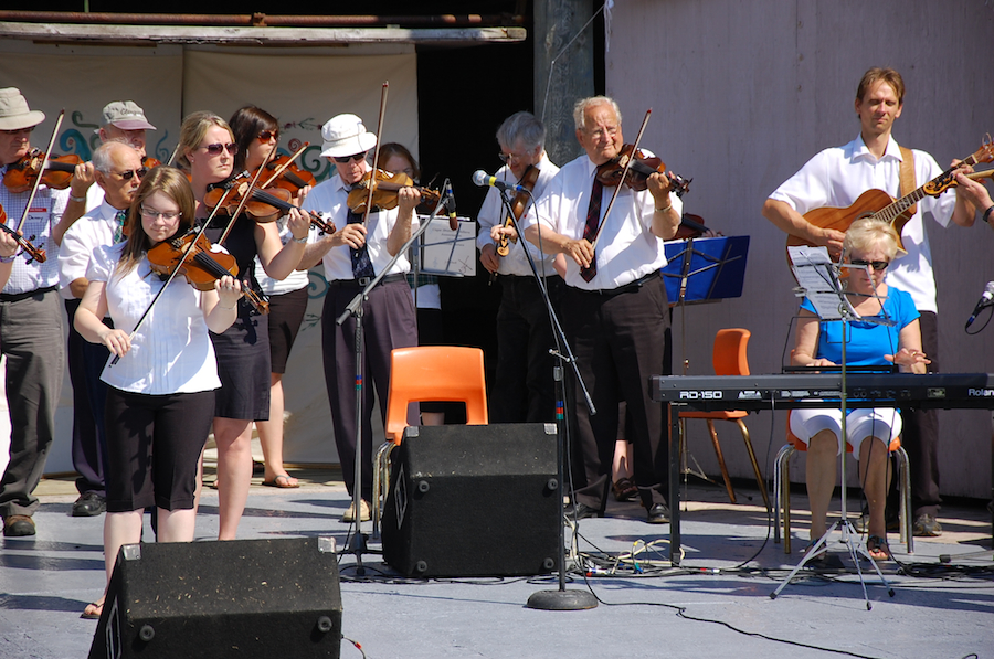 [dsc_5732.jpg] Cape Breton Fiddlers’ Association Second Group Number