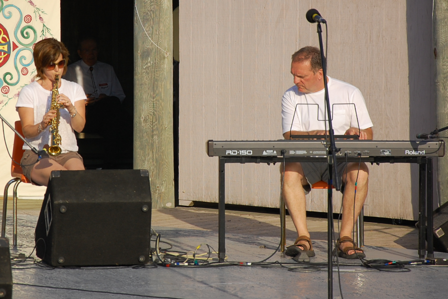 [dsc_6001.jpg] Monica MacNeil on soprano saxophone accompanied by Sheumas MacNeil on keyboards