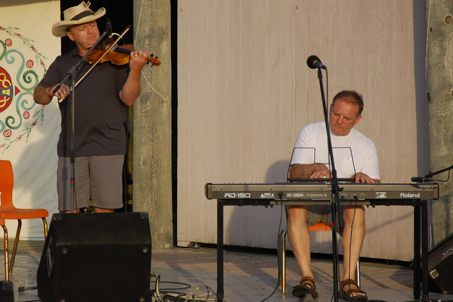 [dsc_6039.jpg] Kyle MacNeil on fiddle accompanied by Sheumas MacNeil on keyboards