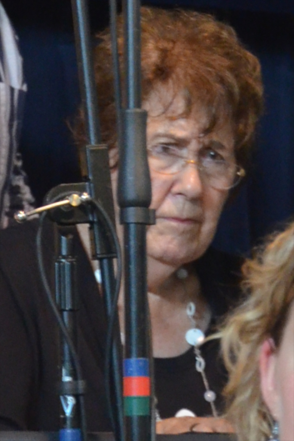 Janet Cameron accompanies Allie Bennett on keyboards