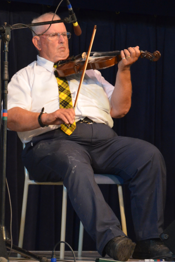 Donaldson MacLeod on fiddle