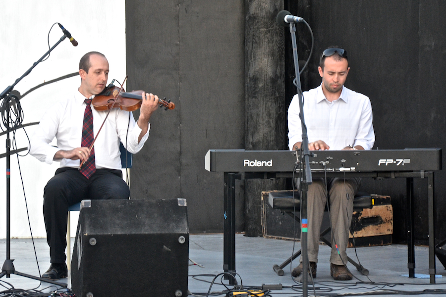 Bradley Reid on fiddle accompanied by Kolten Macdonell on keyboard
