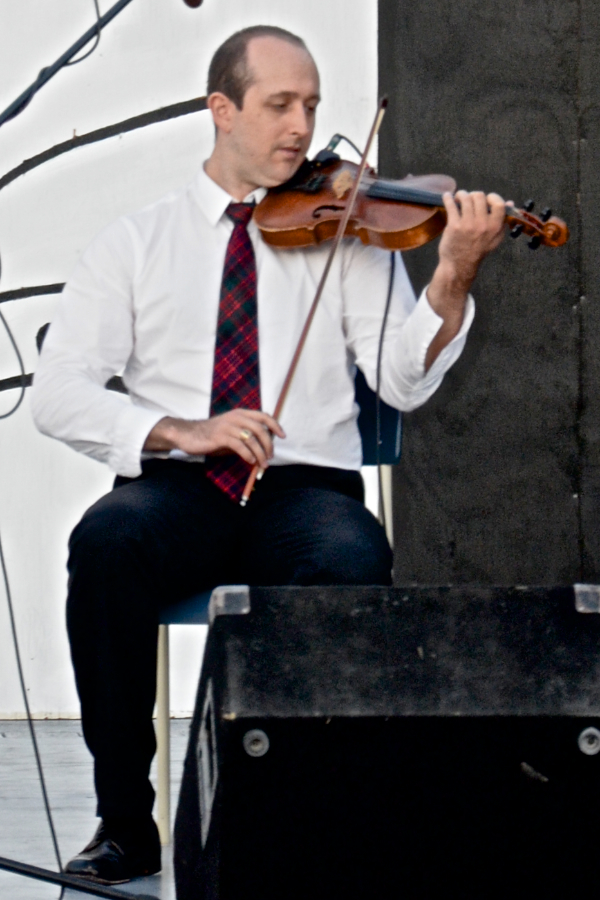 Bradley Reid on fiddle