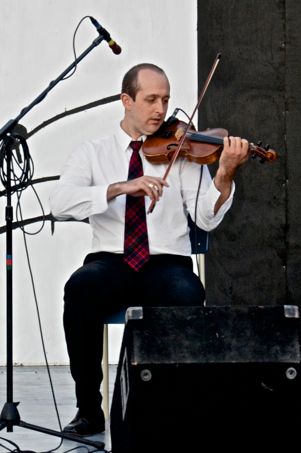 Bradley Reid on fiddle