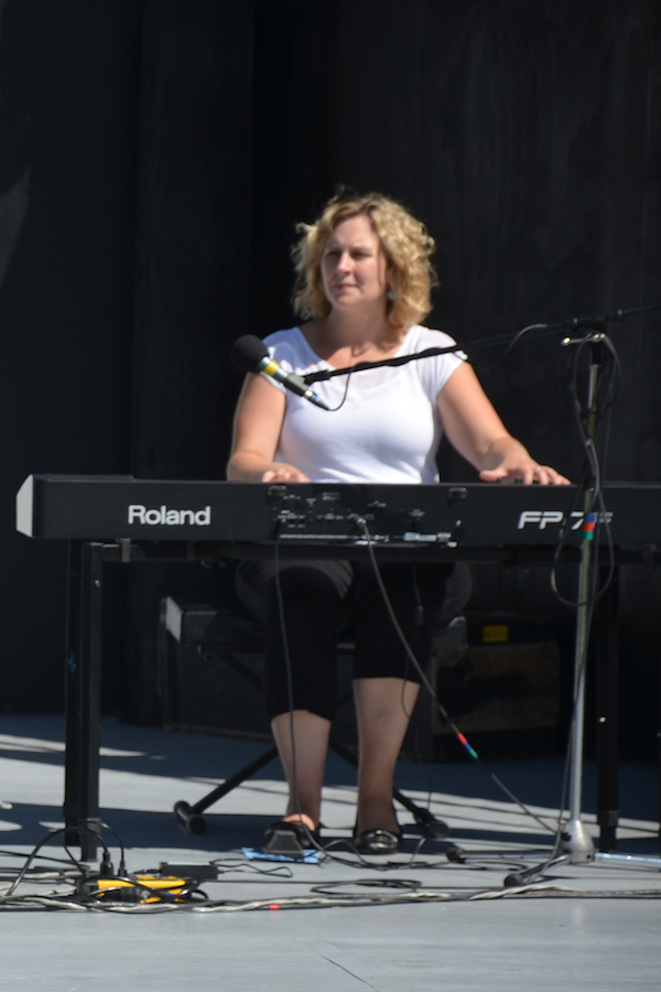 Leanne Aucoin on keyboard