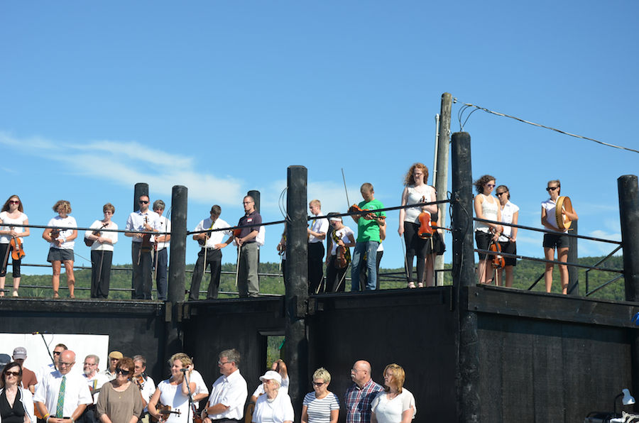 Cape Breton Fiddlers’ Association members during the tribute prayer