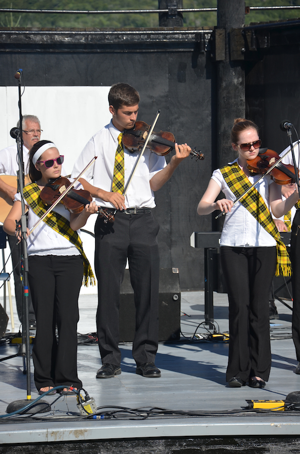The MacLeod Fiddlers