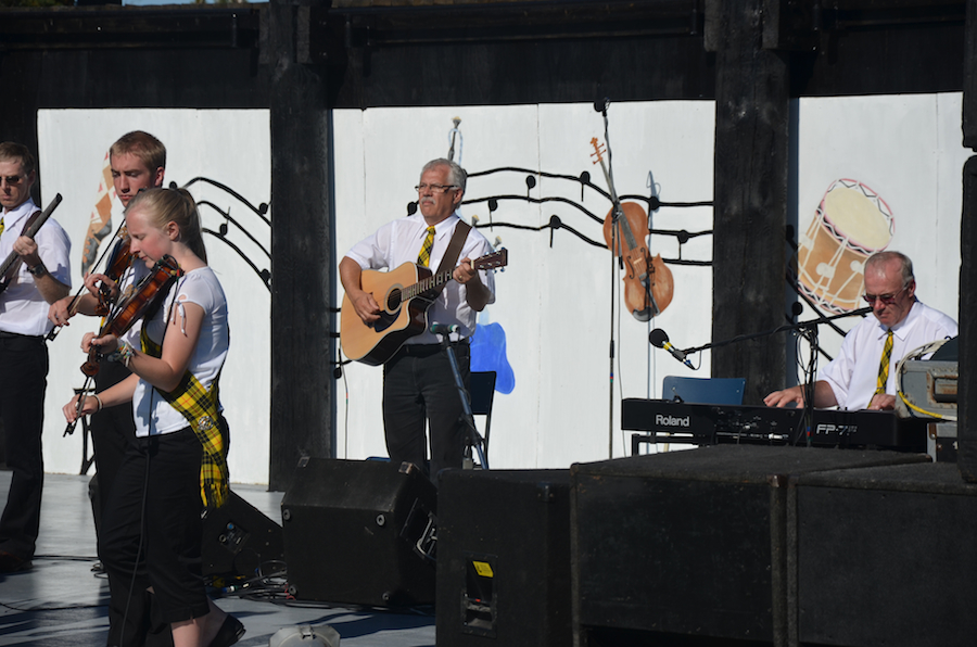 The MacLeod Fiddlers