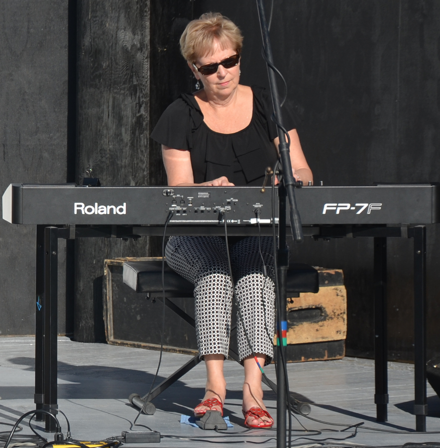 Betty Lou Beaton on keyboard