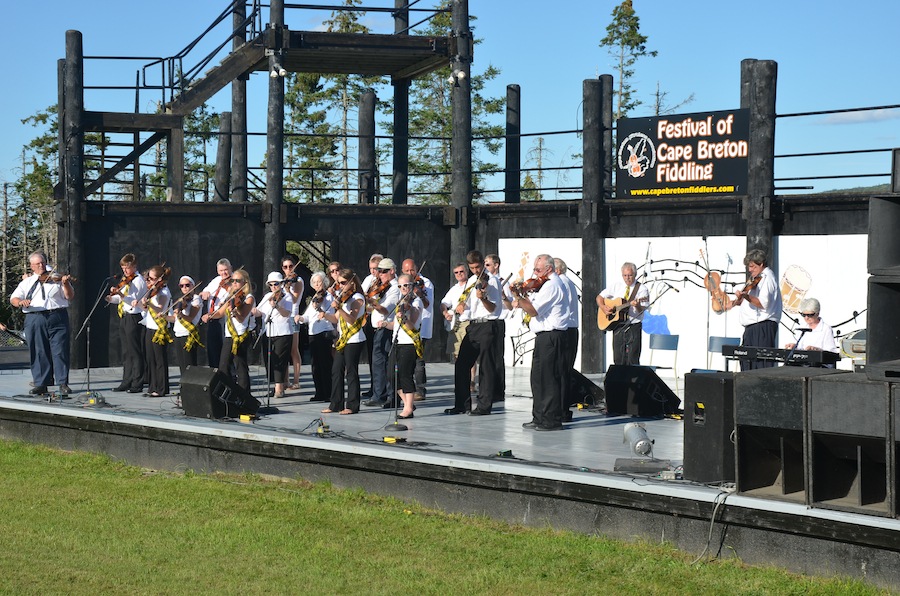 The Glengarry Fiddlers