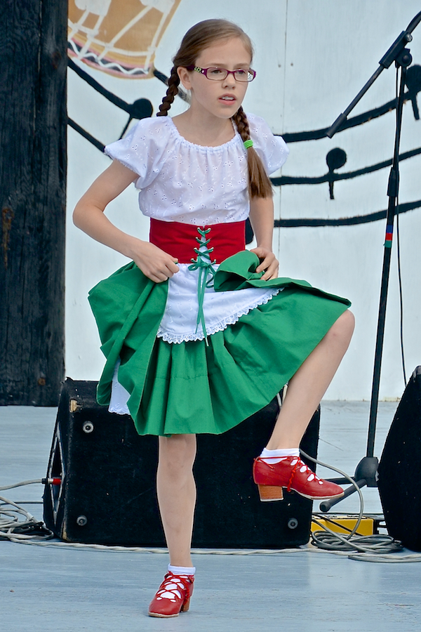 Drea Shepherd dancing an Irish Jig