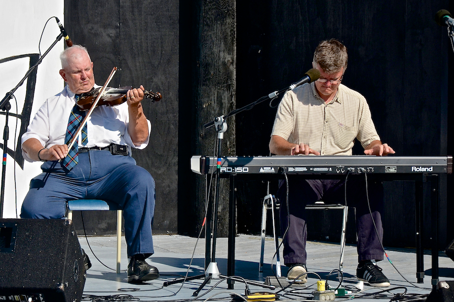 Donaldson MacLeod on fiddle accompanied by Lawrence Cameron on keyboard
