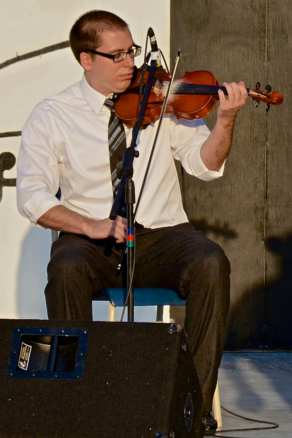 Edmund Hayden on fiddle
