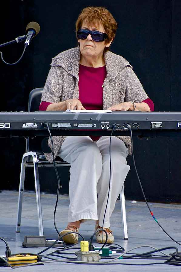 Janet Cameron on keyboard
