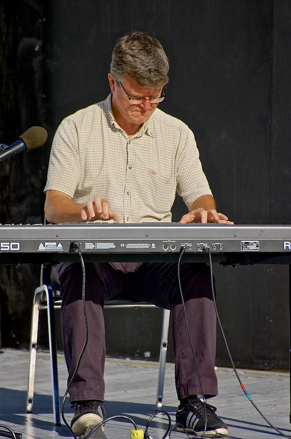 Lawrence Cameron on keyboard