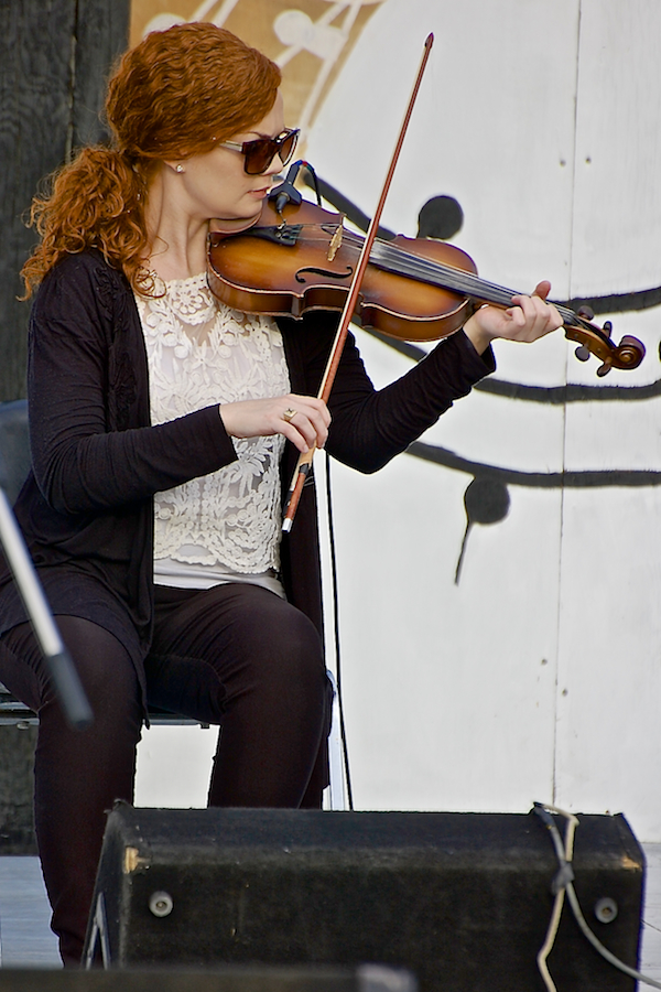 Margie Beaton on fiddle