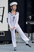 Zoë MacIsaac dancing the Hornpipe
