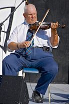 Donaldson MacLeod on fiddle
