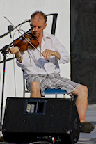 Larry Parks on fiddle