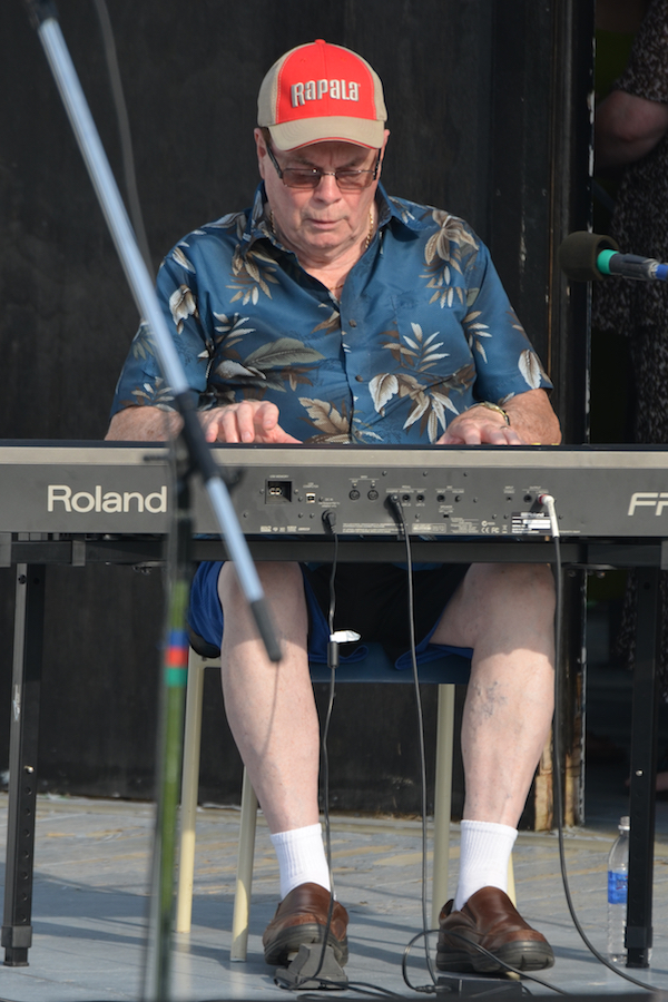 Doug MacPhee on solo keyboard
