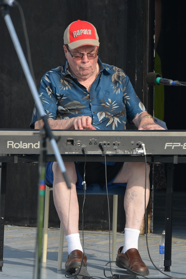 Doug MacPhee on solo keyboard