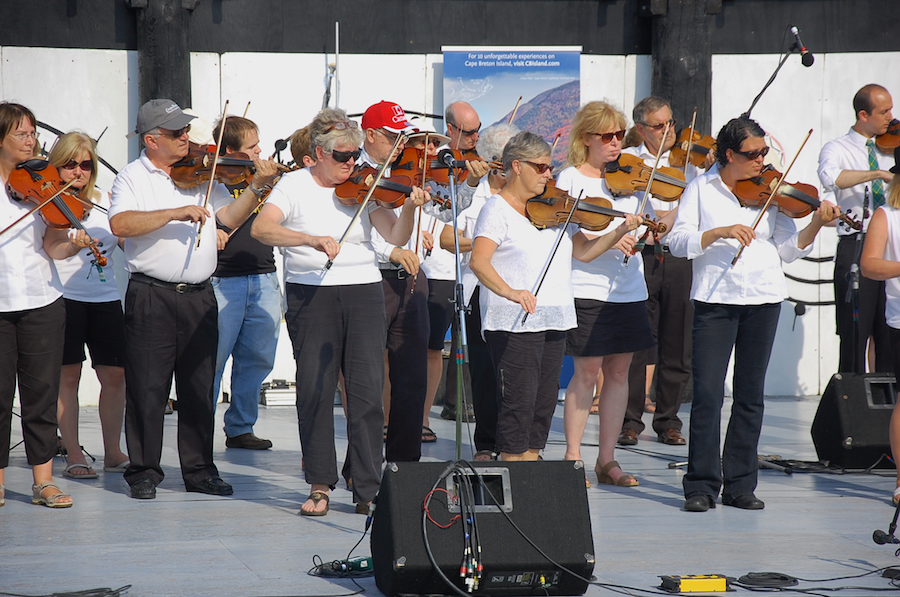 The Cape Breton Fiddlers’ Association plays a set in tribute