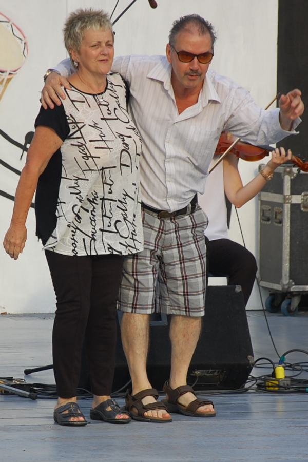 Betty Matheson and Larry Parks take a bow