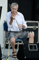 Kinnon Beaton on fiddle