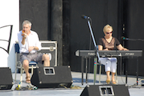 Kinnon Beaton on fiddle accompanied by Betty Lou Beaton on keyboard