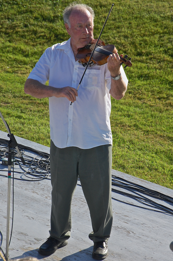 Eddie Rogers directing and on fiddle