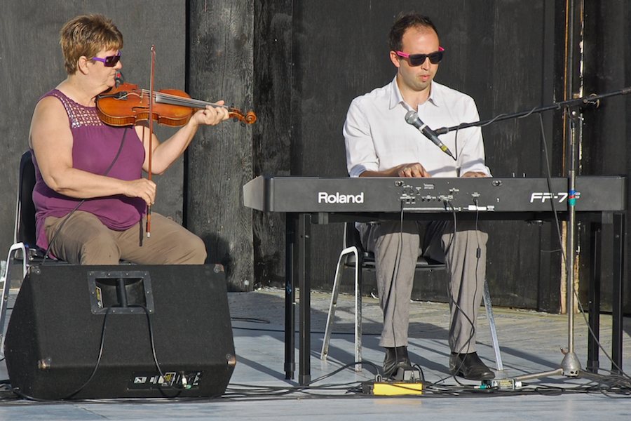 Brenda Stubbert on fiddle accompanied by Kolten MacDonell on keyboard