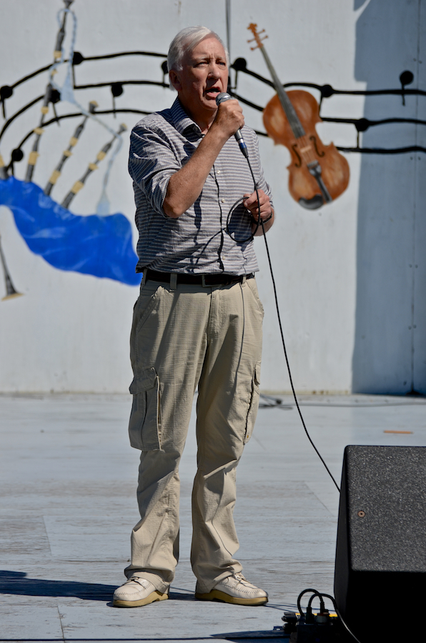 Fred McCracken singing Kitty Bawn O'Brien and The Green Glens of Antrim