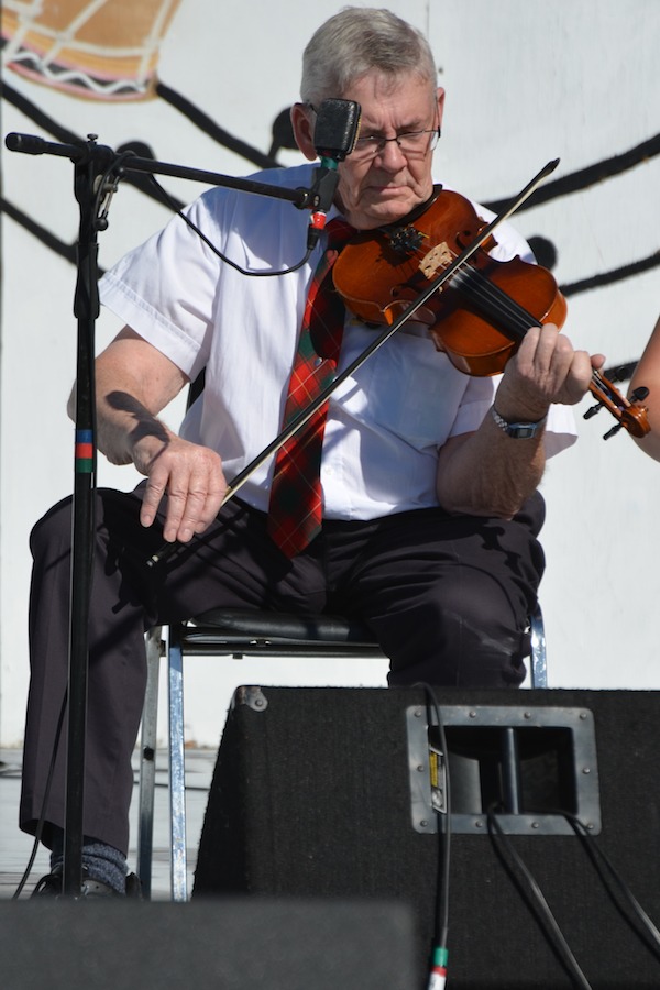 Don MacPhee on fiddle