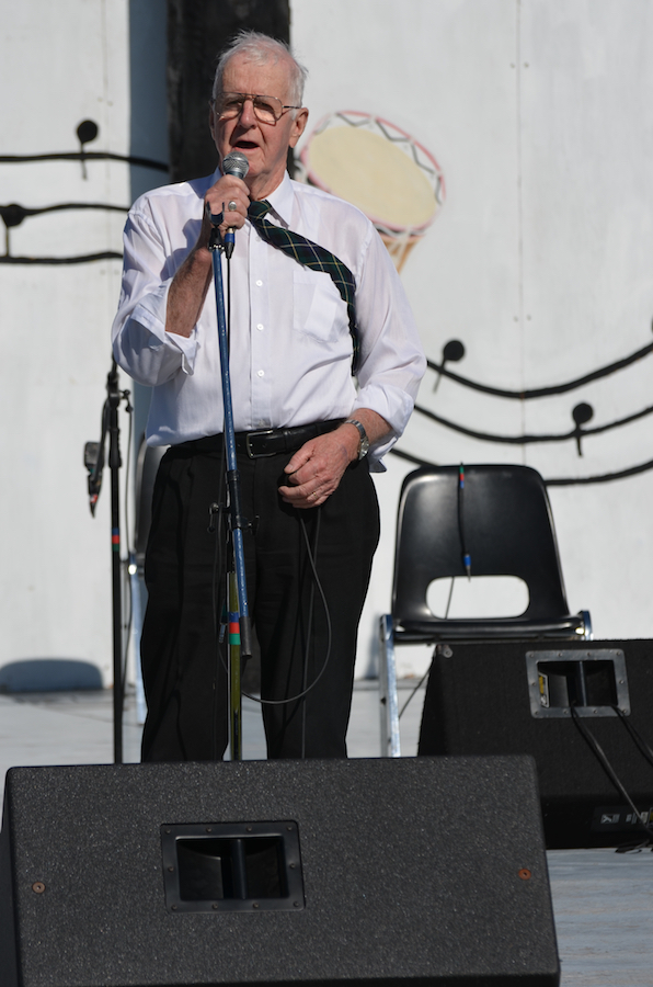 Joe MacNeil singing Make and Break Harbour