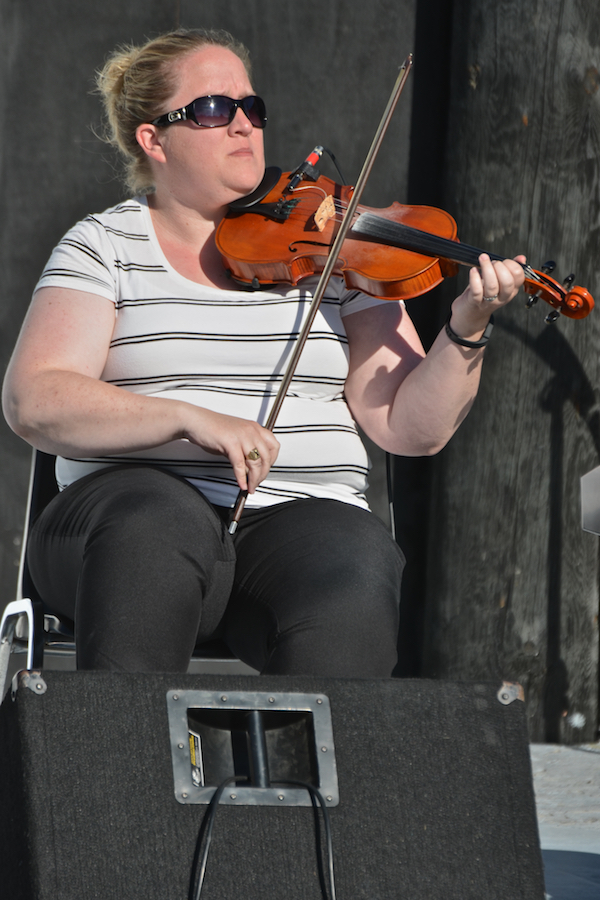 Dara Smith-MacDonald on fiddle
