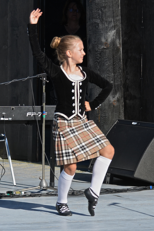 Sophie LeVert highland dancing