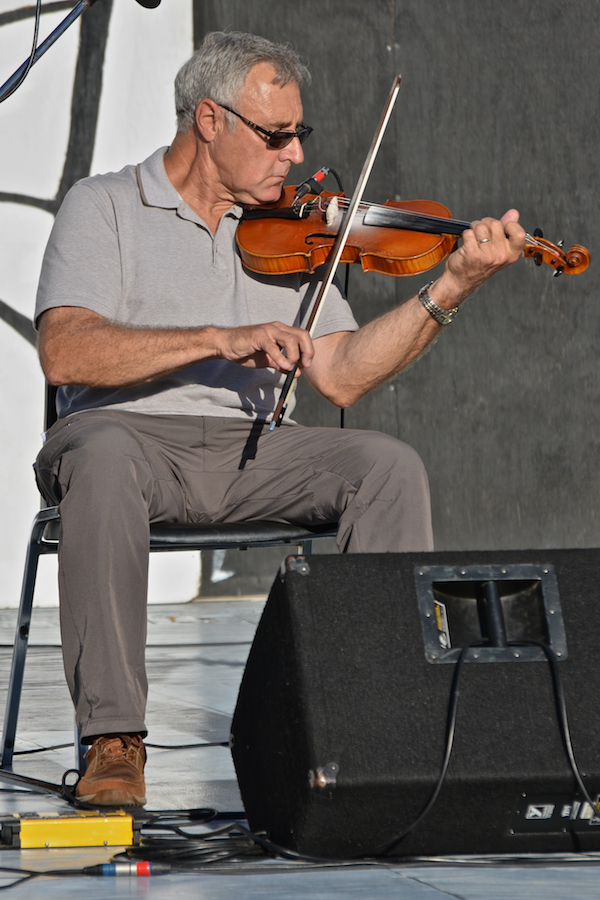 Donny LeBlanc on fiddle