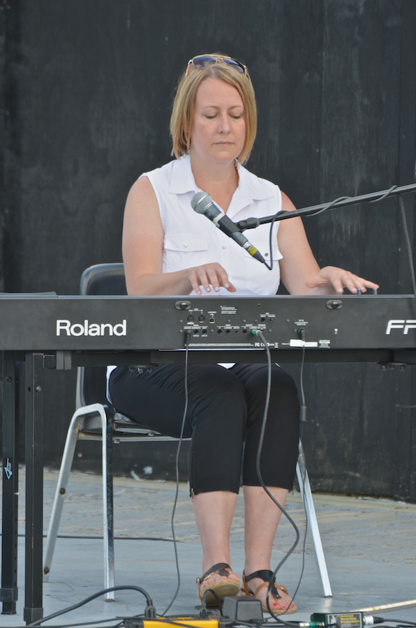 Susan MacLean on keyboard