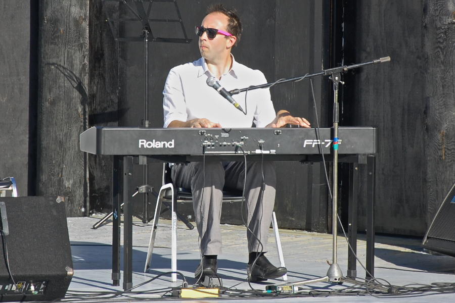 Kolten MacDonell on keyboard