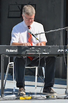 Lawrence Cameron on solo keyboard