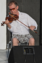 Larry Parks on fiddle