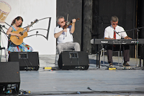 Howie MacDonald on fiddle, accompanied by Lawrence Cameron on keyboard and  Mary Beth Carty on guitar