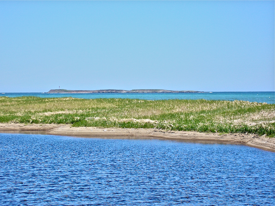 St-Esprit Island and Light
