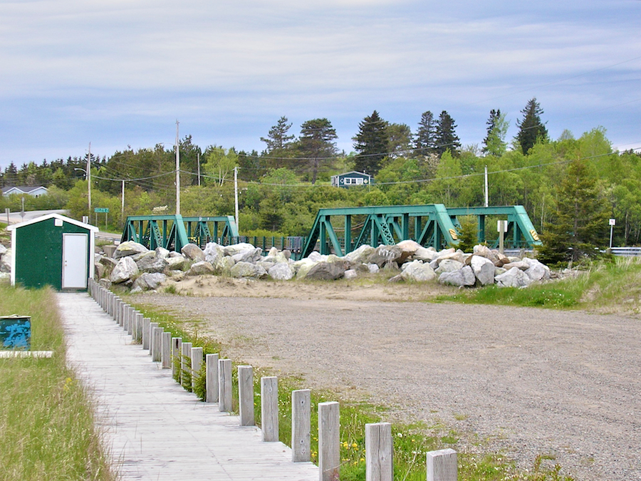 Bridge at Mira Gut