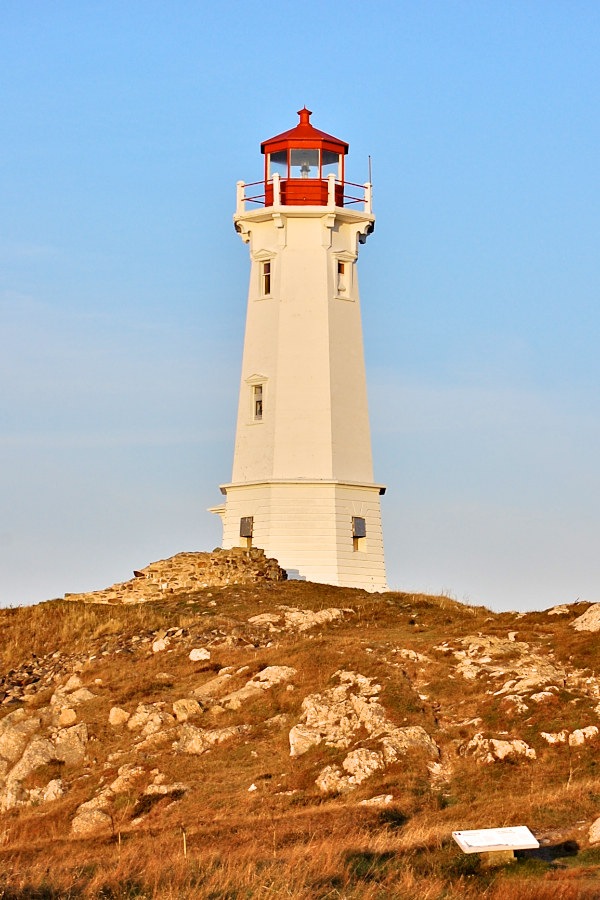 Louisbourg Lighthouse