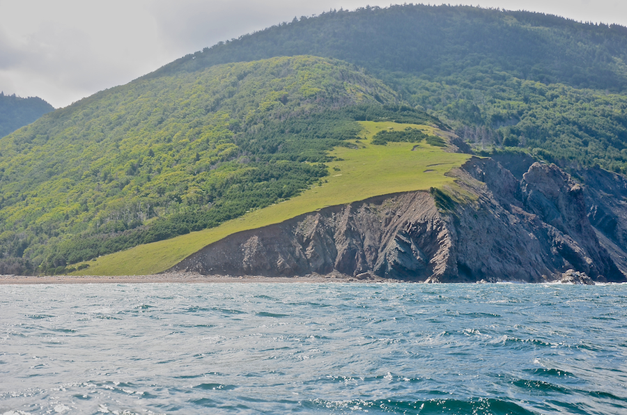 Polletts Cove Beach below the southern coastal plain