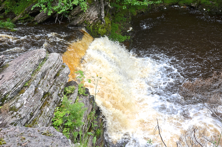 The lower Maple Brook Falls from the shore just below the falls