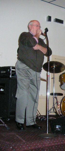 02_pb245591c.jpg