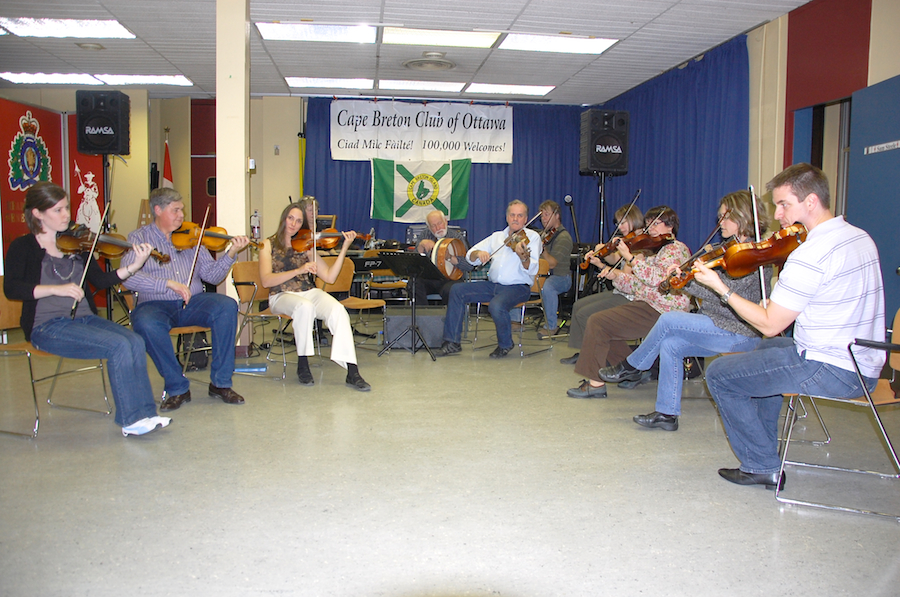 Photo of Ottawa Cape Breton Session jamming