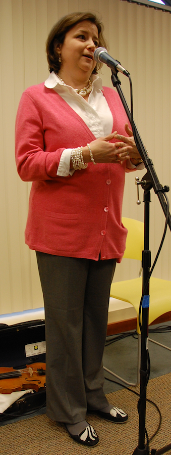 Photo of Patrice Picard, Executive Director of Family Service of Morris County, opens the concert